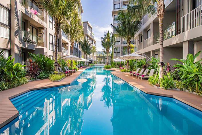 Phuket Luxury Living apartment with garden view